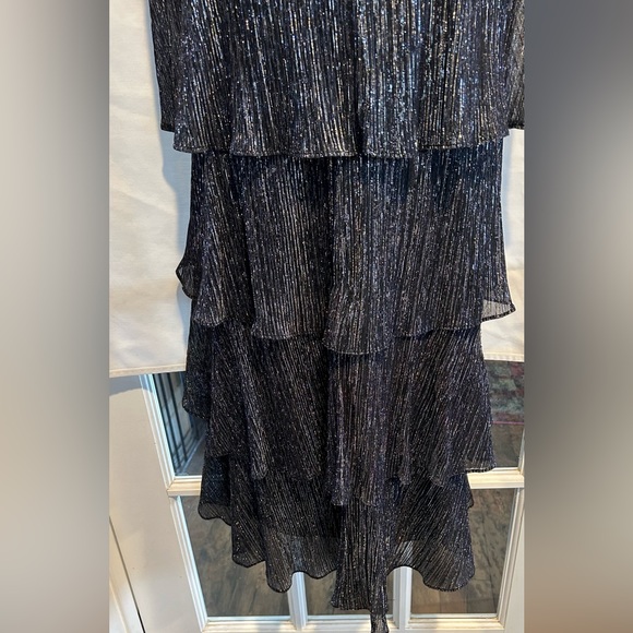 SLNY size 16 dress, black and silver with layers. Sleeveless and sheer w/ slip - Picture 5 of 9